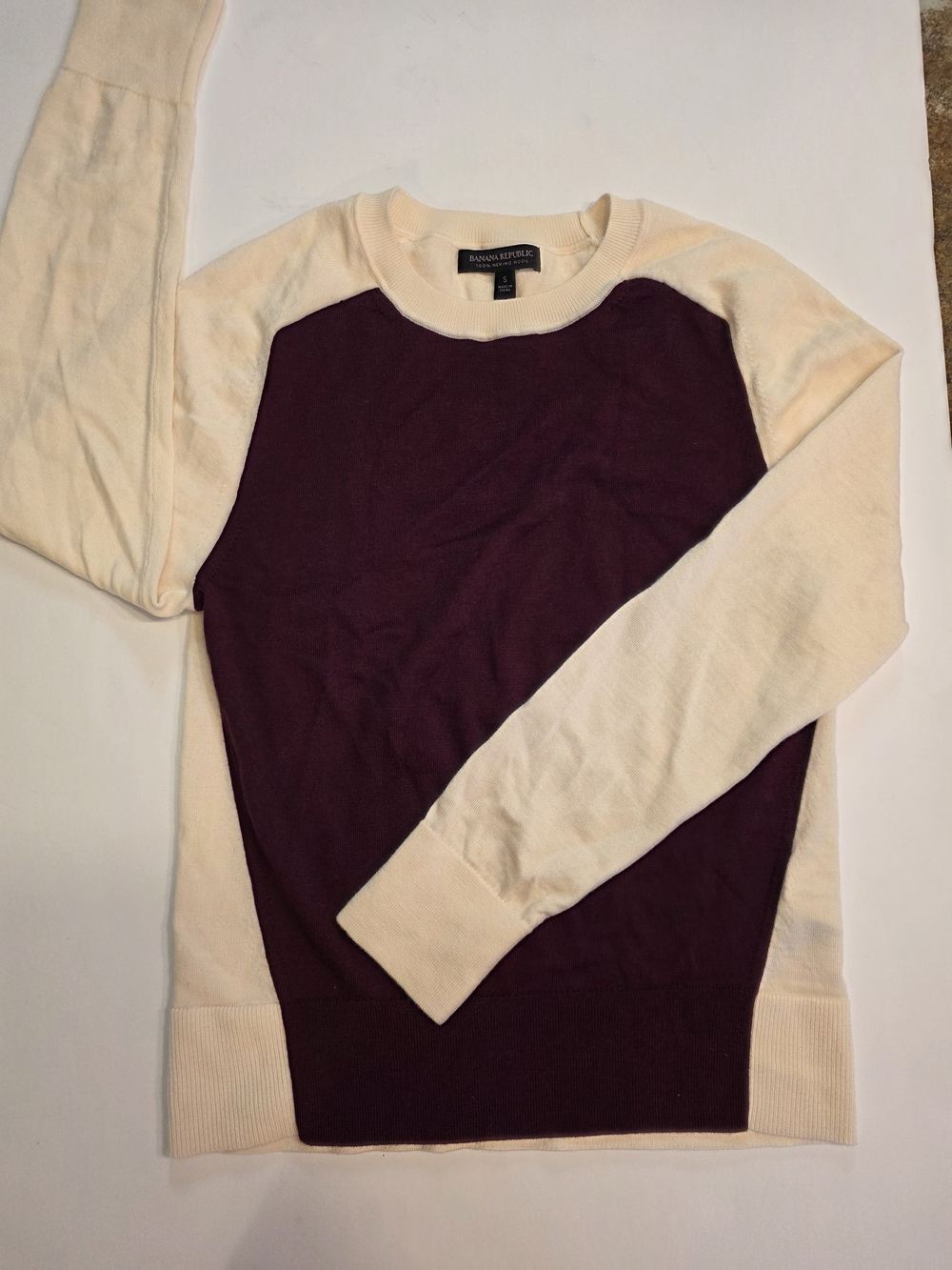 Banana Republic Cream and Plum Crewneck Sweater